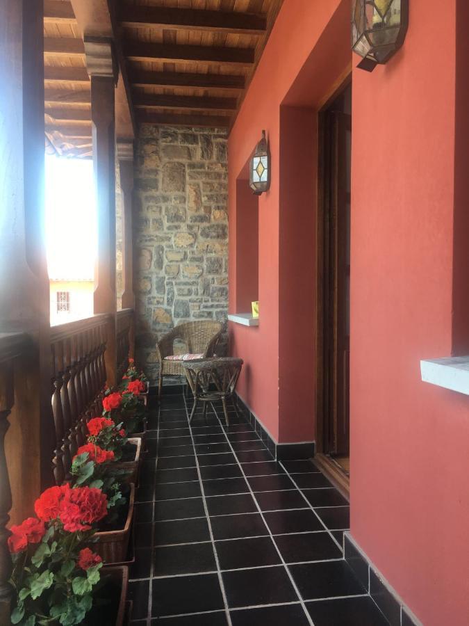 La Casona De Rales Villaviciosa Buitenkant foto